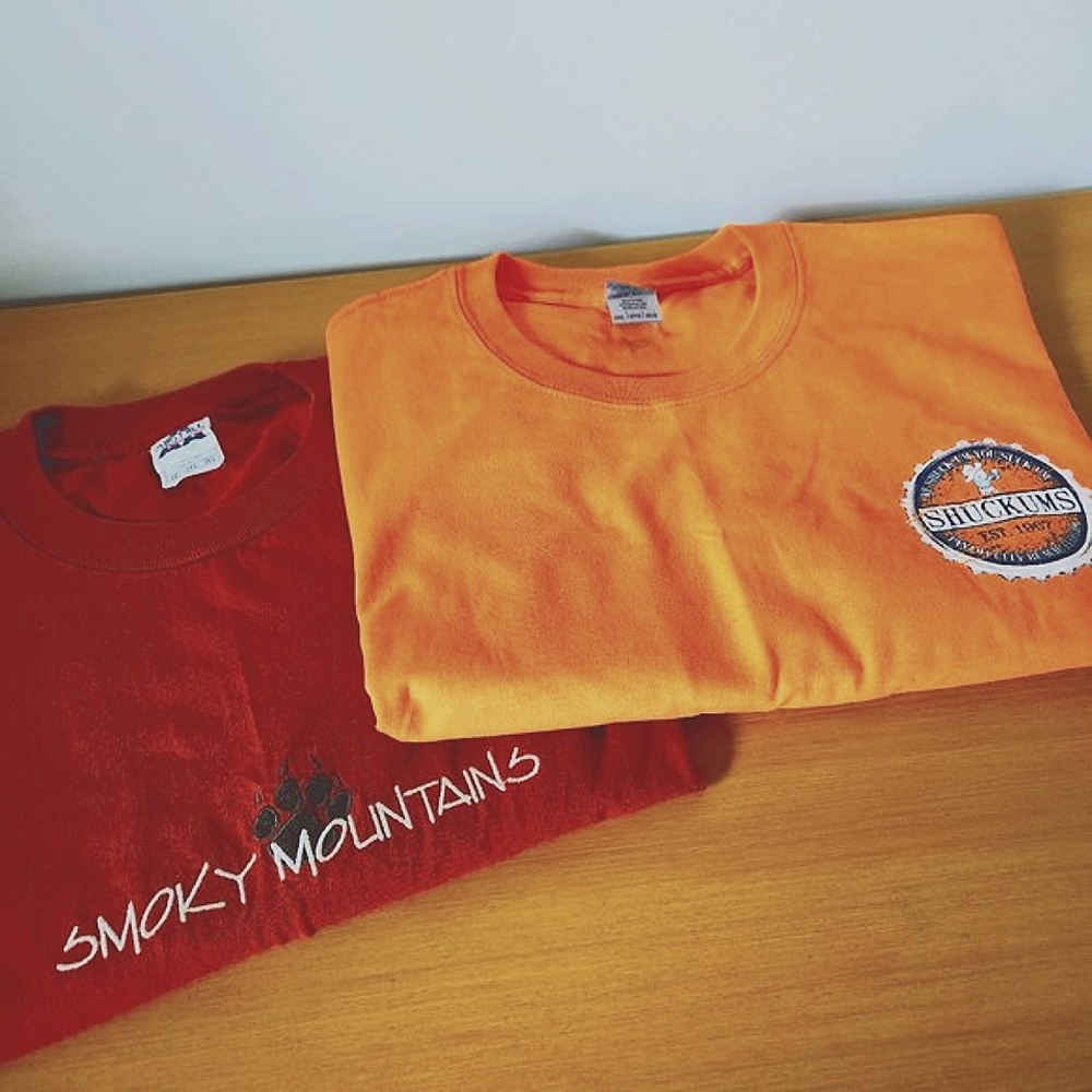 2XL Graphic Tee Shirts Orange Lot of 2